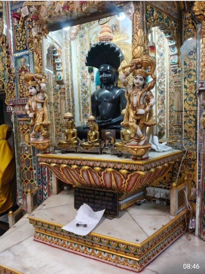 सदर जैन समाज या फिर श्रीजी किसे