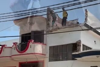 राहत की दरकार नजर आते हैं बेजार
