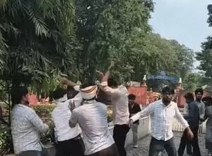 सुलग रहा है मेरठ कालेज खुली बदमाशी