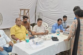 सदर रविन्द्रपुरी में निशुल्क चिकित्सा शिविर