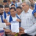 चंद्रशेखर आजाद पर हमले के विरोध में हंगामा