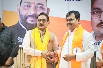 शिवसेना यूबीटी की कार्यसमिति बैठक लखनऊ में संपन्न