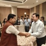 नितिन नवीन से मिले डा. संजय जैन