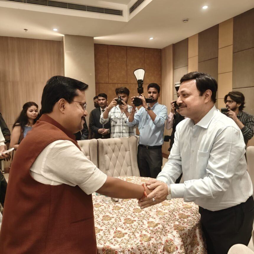 नितिन नवीन से मिले डा. संजय जैन