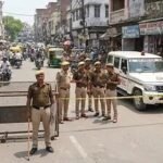 केसरगंज में चप्पे चप्पे पर फोर्स लोग घरो में कैद