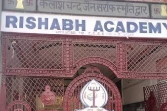 ऋषभ एकेडमी में हिंदी दिवस का समापन