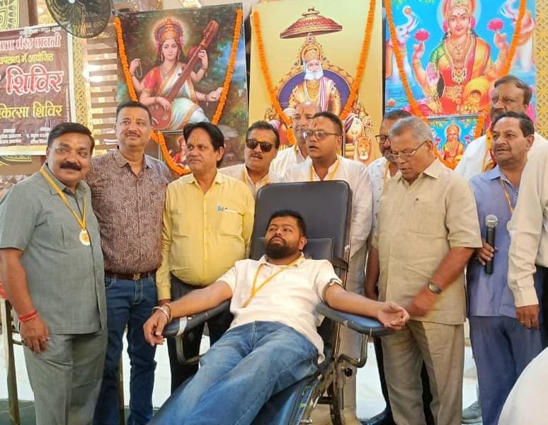 महाराज अग्रसेन जन्मोत्सव पर रकतदान शिवि