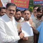 लोकेश अग्रवाल के नेतृत्व में जोरदार प्रदर्शन
